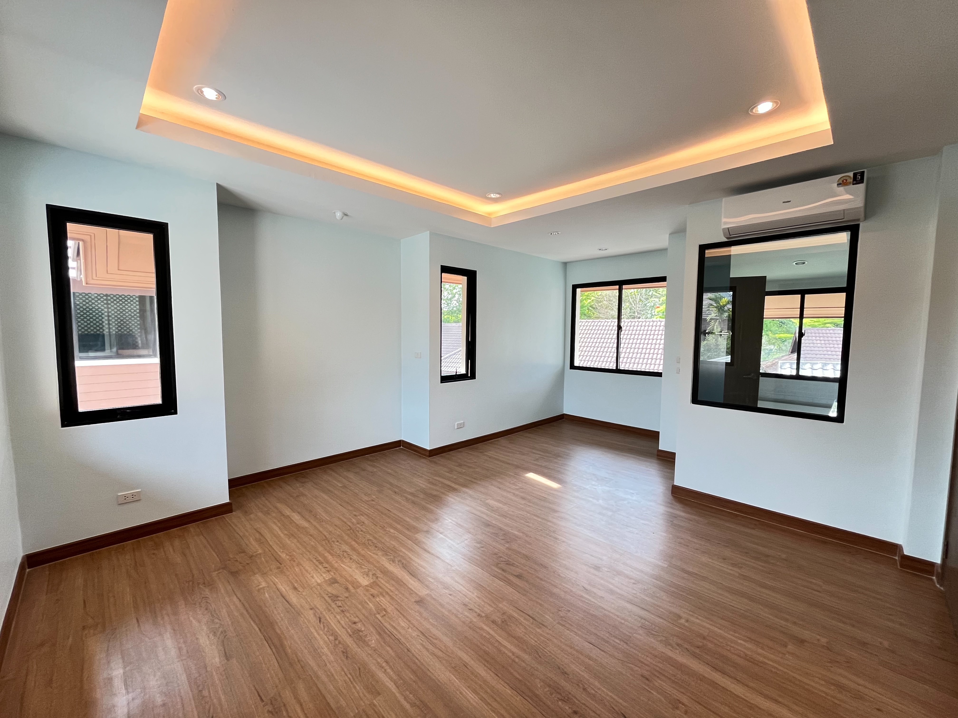 โครงการบ้าน @หางดง บ้านชานเมืองสไตล์ล้านนา  เงียบสงบไม่มีเครื่องบินผ่าน