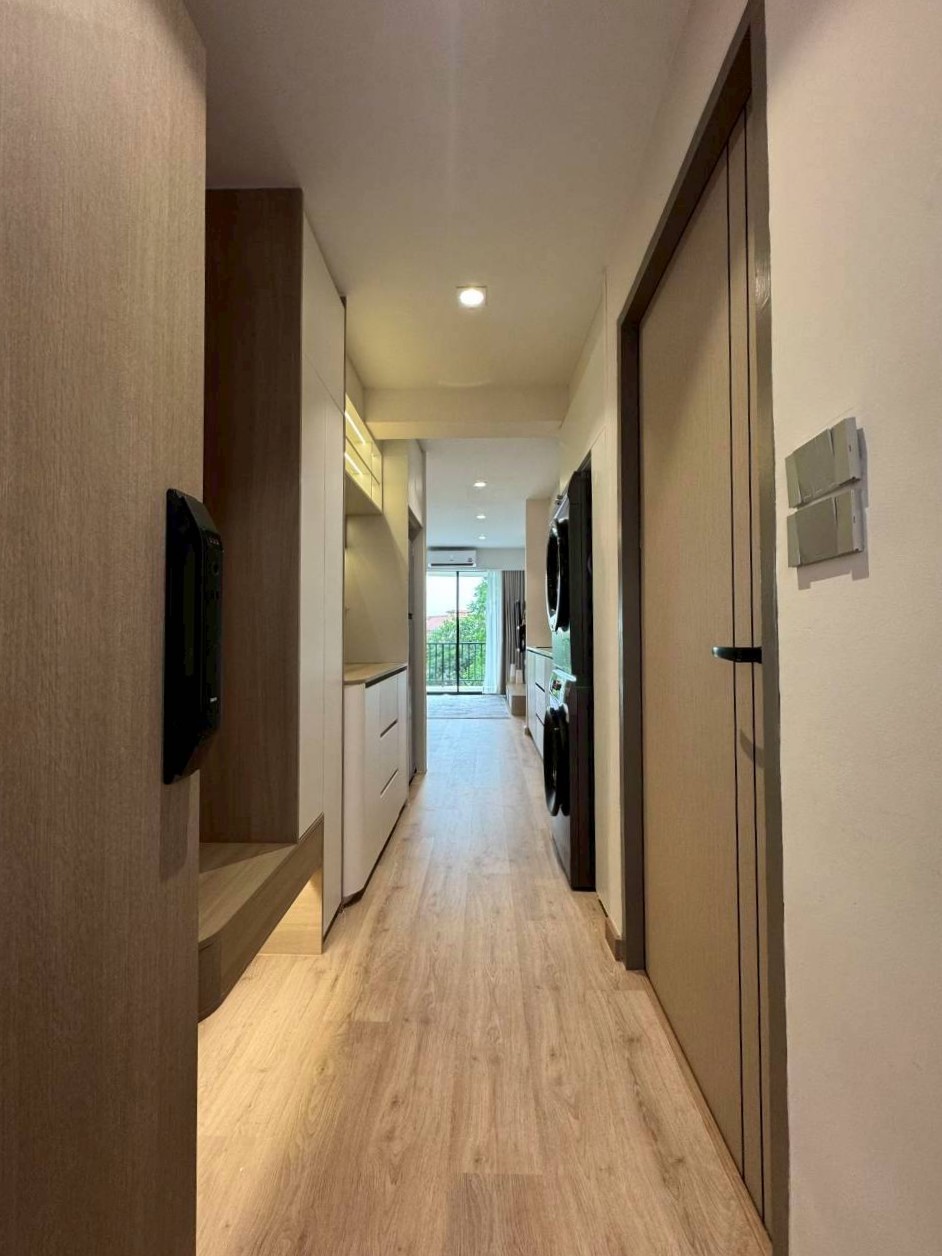 ชมดอยคอนโด  : ตึกกลม  วิวภูเขา รีโนเวทใหม่ ใกล้นิมมาน   บรรยากาศดี วิวดอยสุเทพ