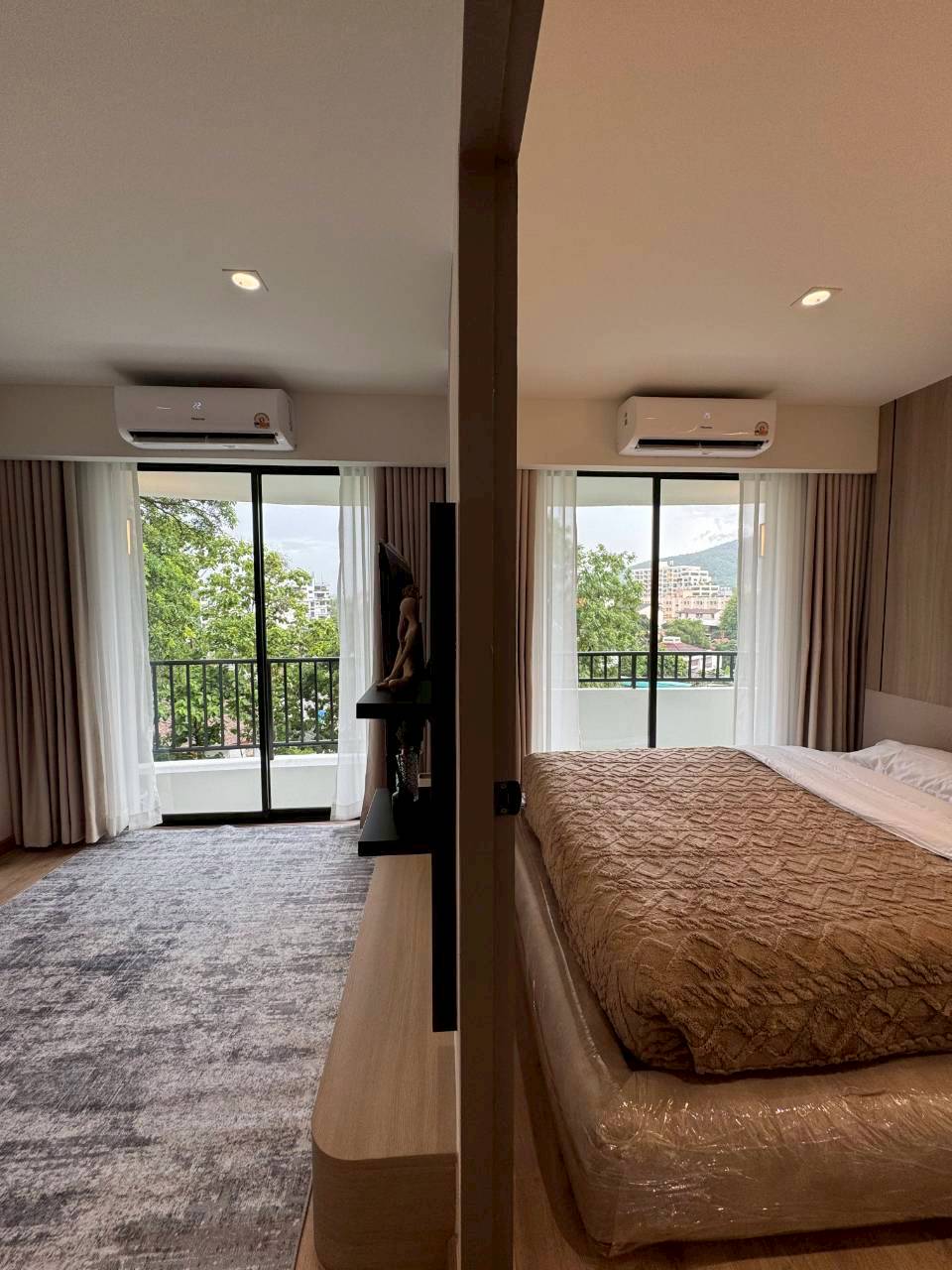 ชมดอยคอนโด  : ตึกกลม  วิวภูเขา รีโนเวทใหม่ ใกล้นิมมาน   บรรยากาศดี วิวดอยสุเทพ