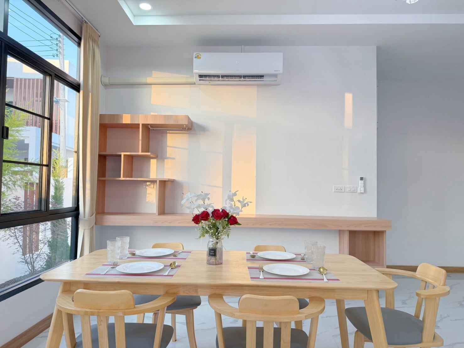 บ้านเดี่ยวสไตล์โมเดิร์น  POOL VILLA (สระว่ายน้ำส่วนตัว)
