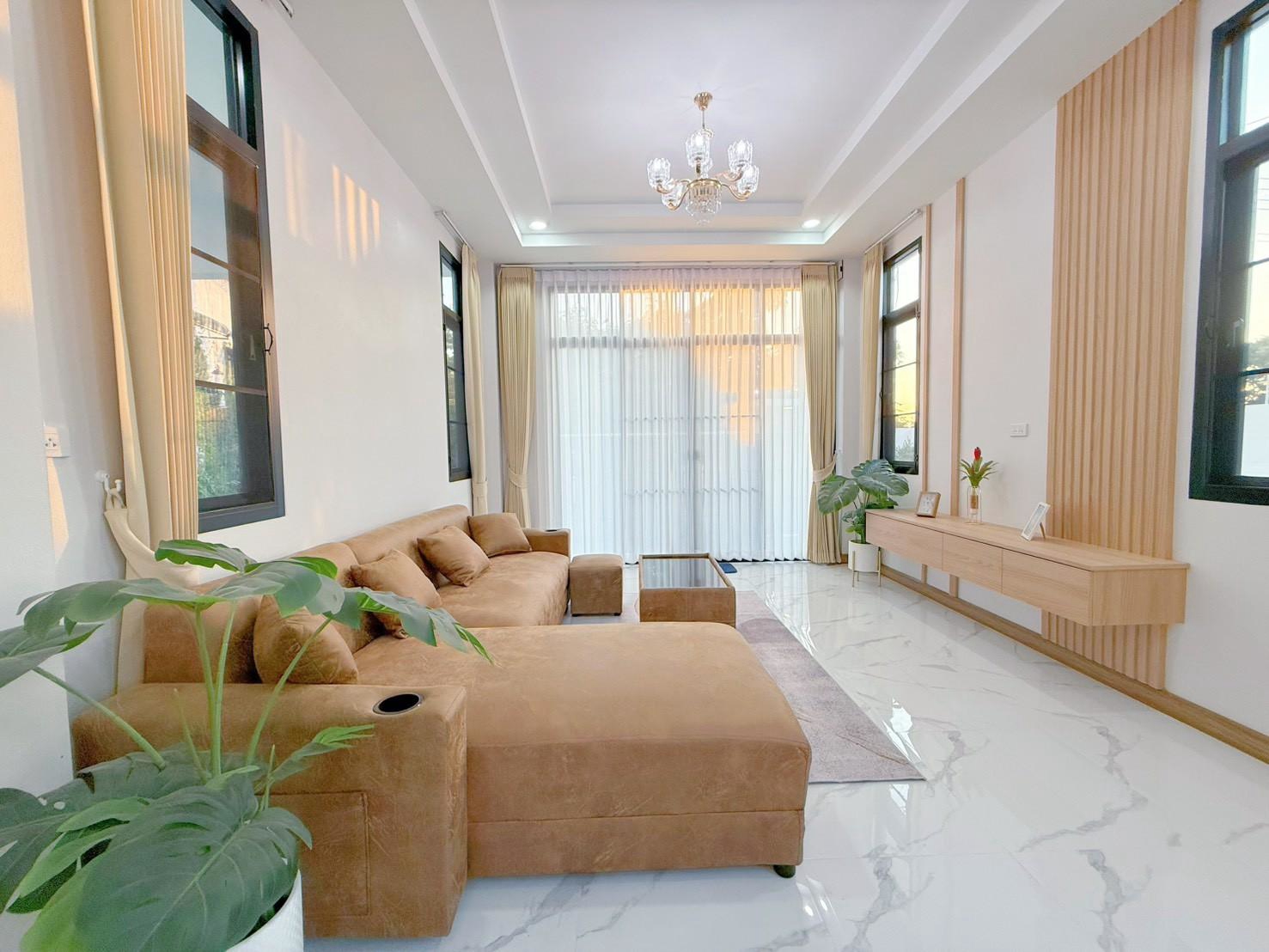 บ้านเดี่ยวสไตล์โมเดิร์น  POOL VILLA (สระว่ายน้ำส่วนตัว)